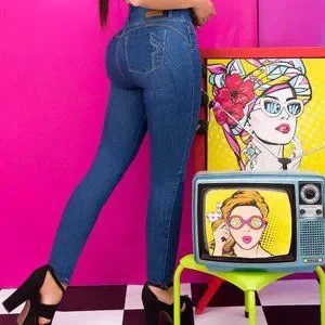 Diva Jeans - Ref. Sofia | Jeans | Jean Levanta Cola The Original ...